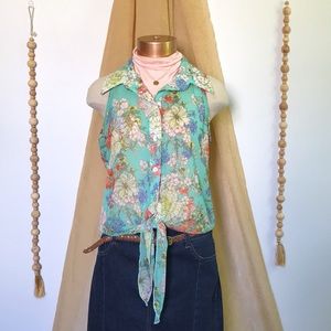 Body Central Button Up Floral Blouse SMALL